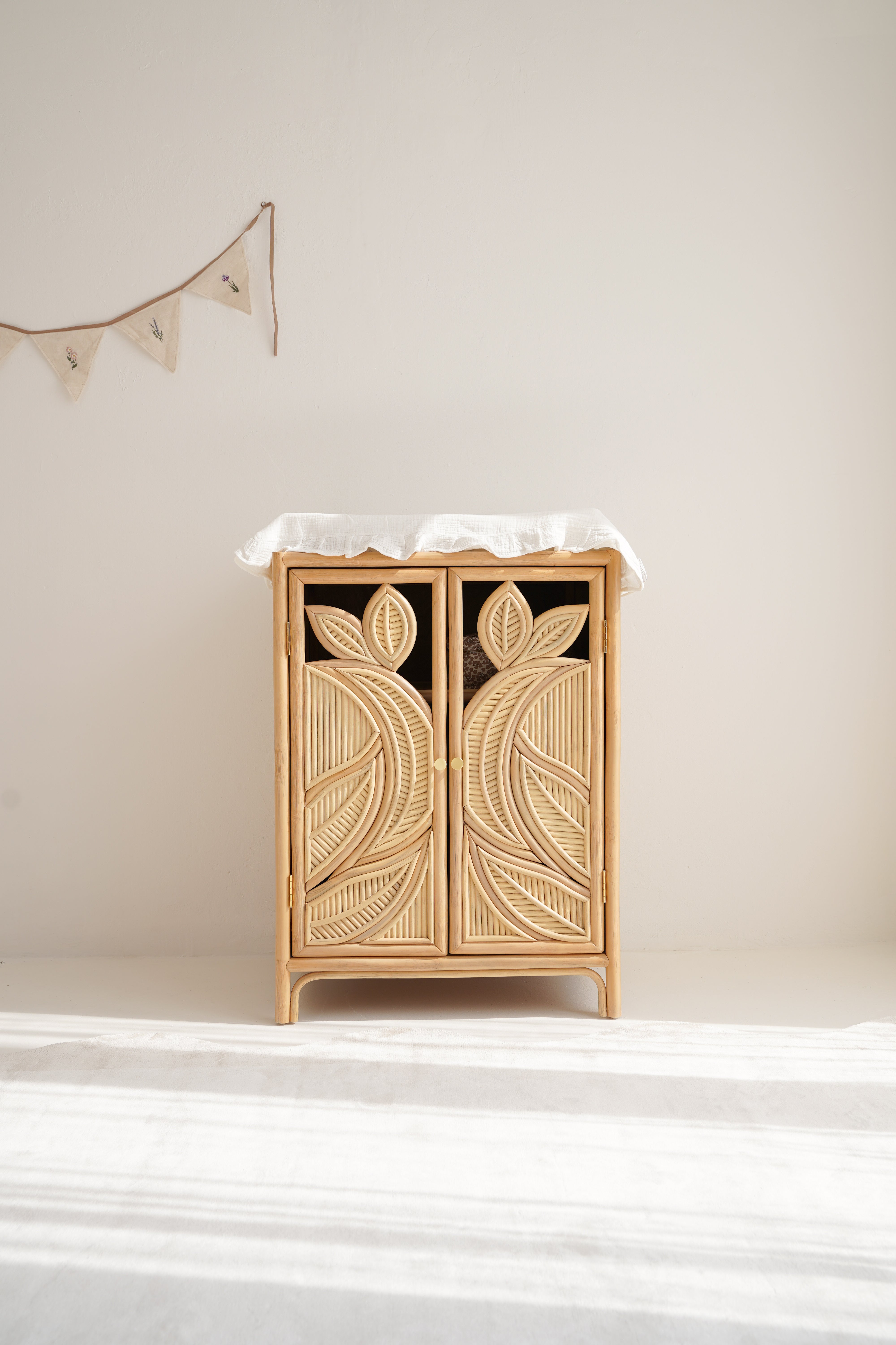 LINI commode 'Lief' ©
