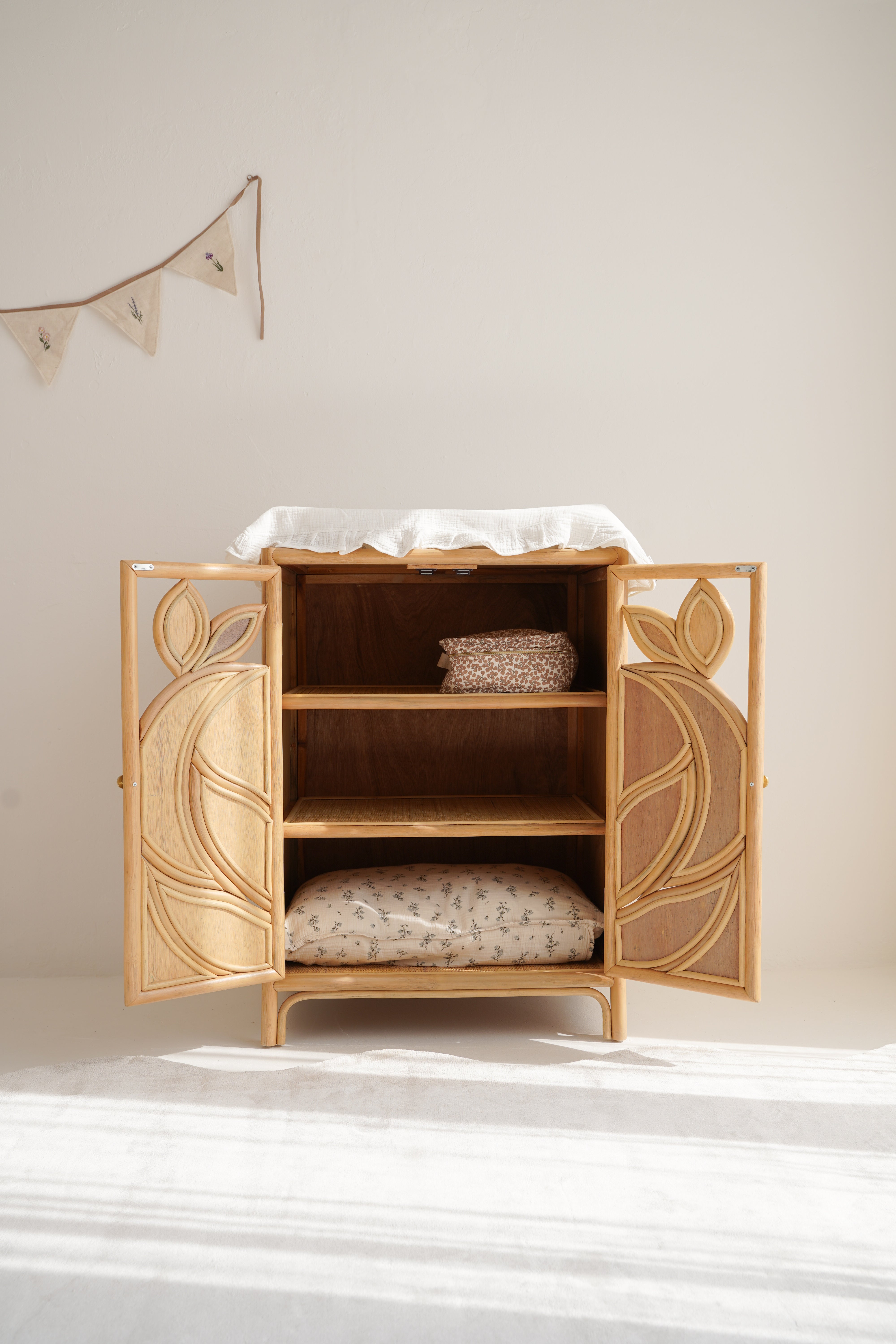 LINI commode 'Lief' ©