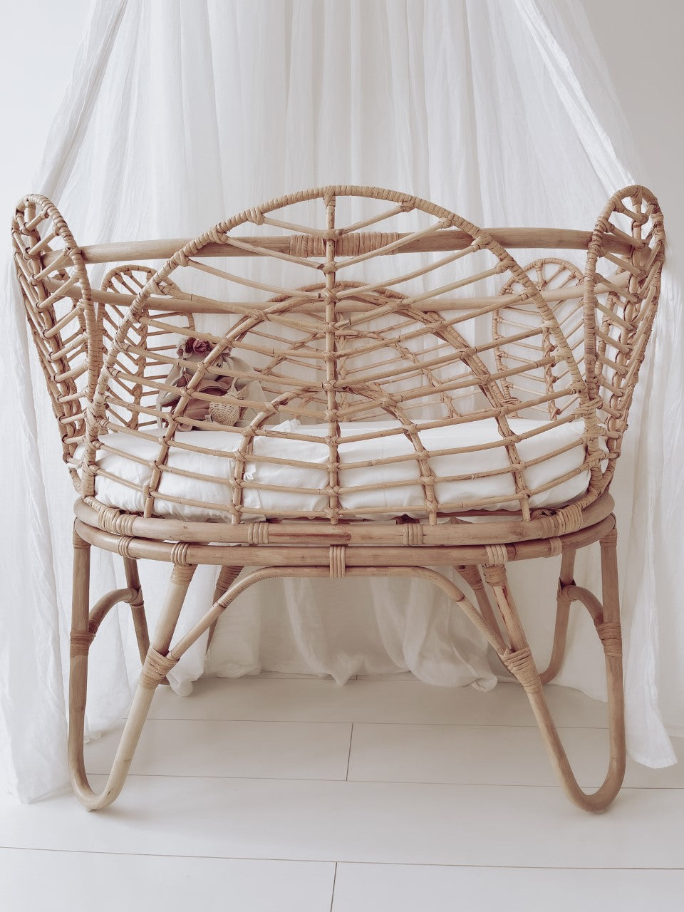Rotan wieg ‘Rainbow Flower’